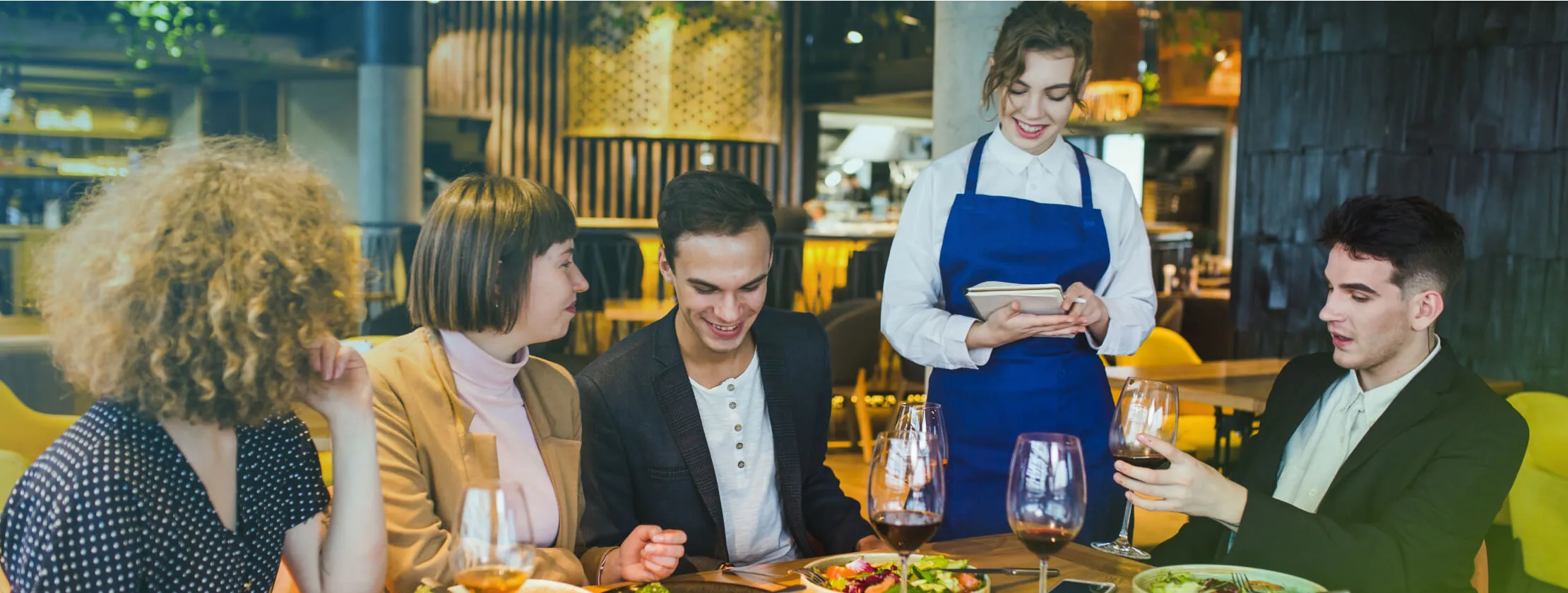Promising Loyalty Apps for Restaurant Chains to Exhilarate Dinners.jpg